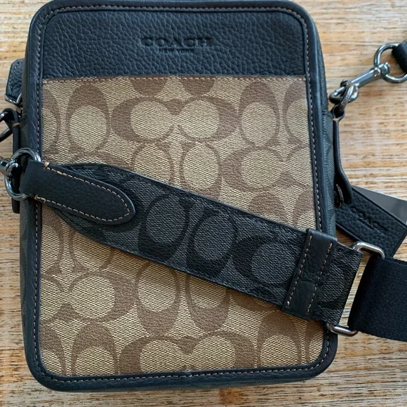 Coach Sullivan Crossbody In Blocked Signature NWOT - Picture 15 of 17